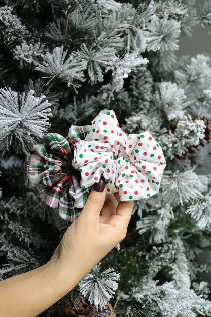 Christmas Plaid And Dots Scrunchie Set (2 pack)